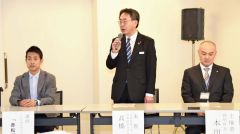 ＮＨＫの赤松アナウンサーと北電足寄ネットワークセンターの大西晃所長が講演　陸別町職員が防災研修 3