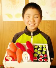 パステルアートとフェルト作品など楽しんで　３月２日ぽかぽかマルシェ最終回　足寄