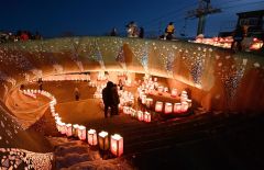 ２０００個の明かり「ピラ・リ」照らす　幕別つなぐランタン