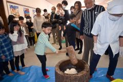 久しぶりの餅つき大会で親ぼく　北蘭連合町内会　音更