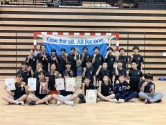 女子２連覇、男子３位の音更ＨＣ（チーム提供）