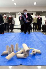 高齢者がレクリエーション楽しむ　広尾で「お楽しみ会」 2
