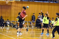男子５～７位決定戦　音更ＯＢ―上士幌高