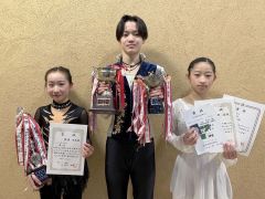 全十勝中学校大会の優勝者。左から荻原、西本、荒井