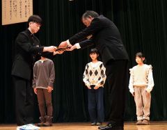 ４団体２２個人にメダル　　豊頃町文化・スポーツ賞表彰式 12