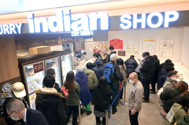 インデアン「エスタ帯広店」オープン　新店の壁には思い出のエピソードも掲示