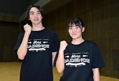 ６秒テストで最大パワーを出した男子の吉田詠喬と、女子の竹田真穂（ともに帯三条）