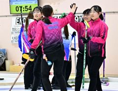 帯広協会健闘３位、ジュエリーアイス最後の舞台も輝く　日本ジュニアカーリング選手権 11