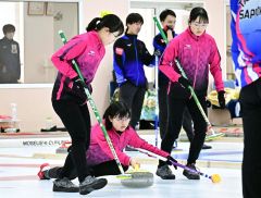 帯広協会健闘３位、ジュエリーアイス最後の舞台も輝く　日本ジュニアカーリング選手権 12
