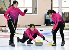 帯広協会健闘３位、ジュエリーアイス最後の舞台も輝く　日本ジュニアカーリング選手権 15