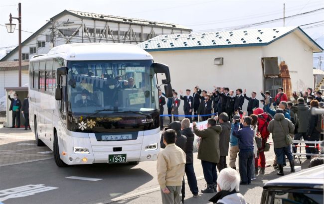 ＪＲ根室線富良野―新得間１１７年の歴史に幕　鉄道ファン見守る中、新得駅でセレモニー