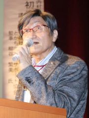 講話をする柳谷さん