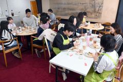 子ども食堂で特製料理　帯南商高クッキング部が５品提供