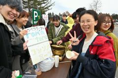 帯広畜産大学入学式（金野和彦撮影）
