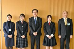 「視野広がった」中国朝陽市派遣の熊澤さん、長谷川さんが帰国報告 2