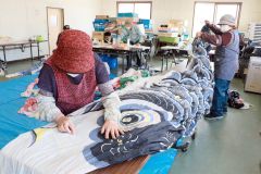 清流こいのぼり修復作業　大樹 2