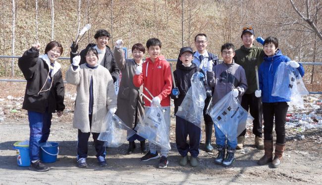 中学生版浦幌部がごみ拾い