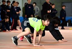 走りの秘訣、一流コーチに学ぶ―５年ぶりクレーマー陸上スクール 8