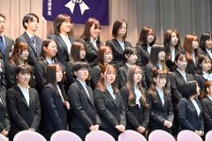 帯広看護高等看護学院入学式（９日、金野和彦撮影）