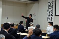 投票率向上へ共鳴塾が開講　想定上回る４８人が入塾 3