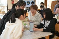 チョコレート作ってアフリカ学ぼう！　ＪＩＣＡ帯広の体験会に４０人 写真6