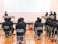 栗谷さんと意見を交わしたパネルディスカッション