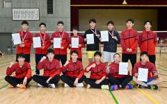 男子ダブルスの上位入賞ペアと全道大会への推薦ペア