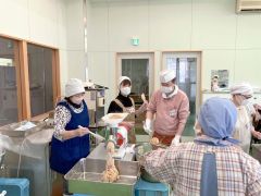 足寄農畜産物加工開発研究会が活動１０年　地場の農畜産物でみそや豆腐作りなど励む 3