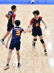 帯三条男子Ｖ、女子は帯南商制す　バレーボール春季高校リーグ大会 7