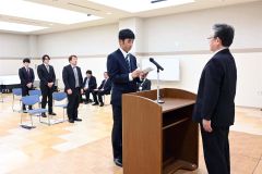 修了生代表あいさつ