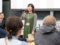 抱負を述べる第１４期の新入生代表