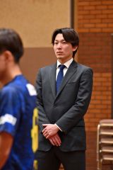 現役を引退し、選手のサポート役としてスタートする永坂勇人氏（金野和彦撮影）