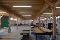 新たに整備された建築材の加工施設