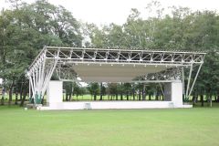 演奏して騒音調査、トカチューンが緑ケ丘公園で“観客”も動員し実施