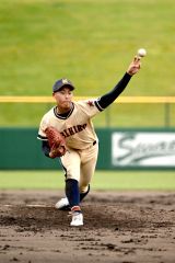 帯農１１安打猛攻、左腕エース澁谷快投　１０―２帯柏葉　春季道高校野球支部予選初日