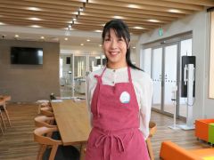 キッチンスタジオを「人と地域をつなぐ場所にしたい」と意気込む齋藤代表