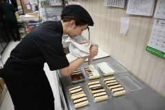 はしっこ弁当を作る平子さん