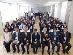 開会式の様子。前列中央が安村さん（帯広北ＲＣ提供）