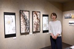 和紙アートや前衛書と清信さん