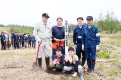 ミズナラ苗木４８０本を植樹　大樹町民植樹祭 2