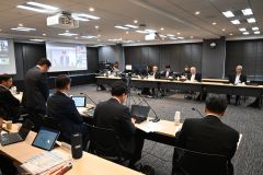 「日高山脈襟裳十勝国立公園」の指定を了承した中央環境審議会自然環境部会