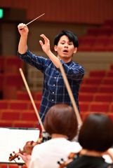 帯広交響楽団とのリハーサルに臨む澤村さん