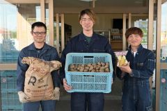 ＪＡ帯広かわにし青年部が市に種子提供　小学校の授業で活用～こぼれ話 2