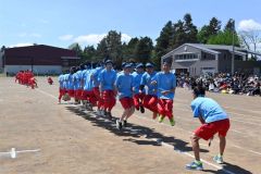 グラウンドに歓声　管内中学校で体育祭シーズン