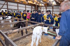 ３年生を対象に「地域学」がスタート、１次産業学ぶ　広尾