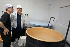能登地震被災酒蔵杜氏の日吉さん、銘酒支援先の碧雲蔵を訪問「酵母の状態はとても元気」 9