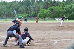 文部科学大臣杯が開幕し、熱戦を展開する選手たち(WILD STARS―MARUKATSU)