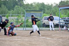 文部科学大臣杯が開幕し、熱戦を展開する選手たち(WILD STARS―MARUKATSU)