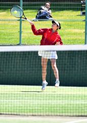 三崎３冠、男子は宮本も３冠　男子団体戦帯北５連覇、女子は帯大谷初Ｖ　全十勝高体連テニス