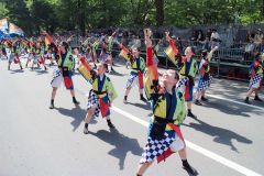 パレード会場を盛り上げたＥｘｃｌａ！ｍａｔｉｏＮの演舞